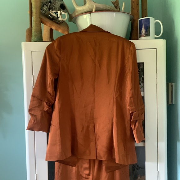 Skies Are Blue sz XS Suit Set Blazer Pants NWT Satiny look - Picture 9 of 15